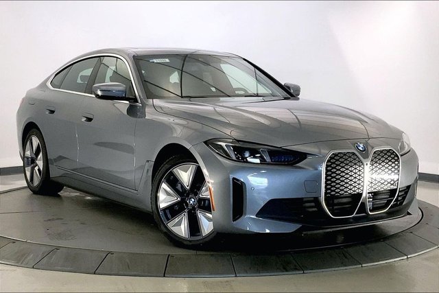 2026 BMW i4  xDrive40