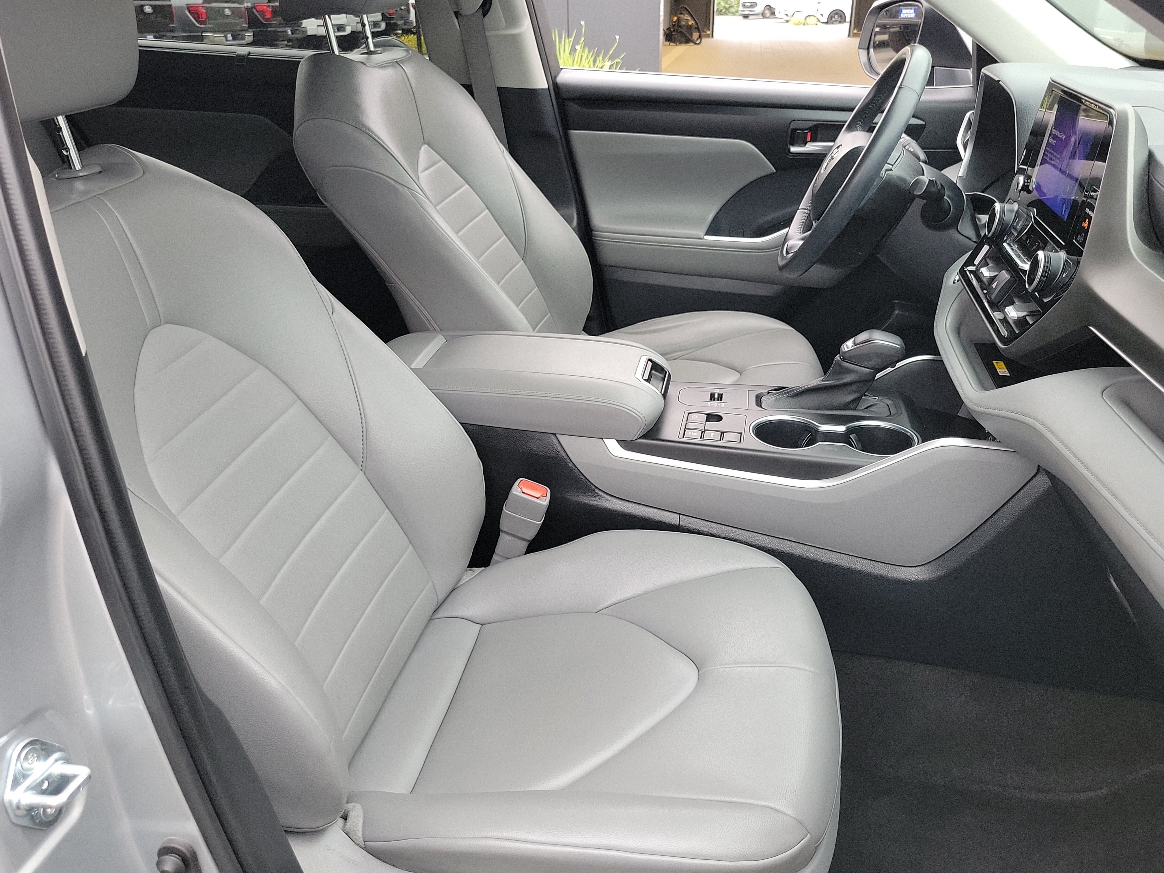 Used 2023 Celestial Silver Metallic Toyota XLE image 22