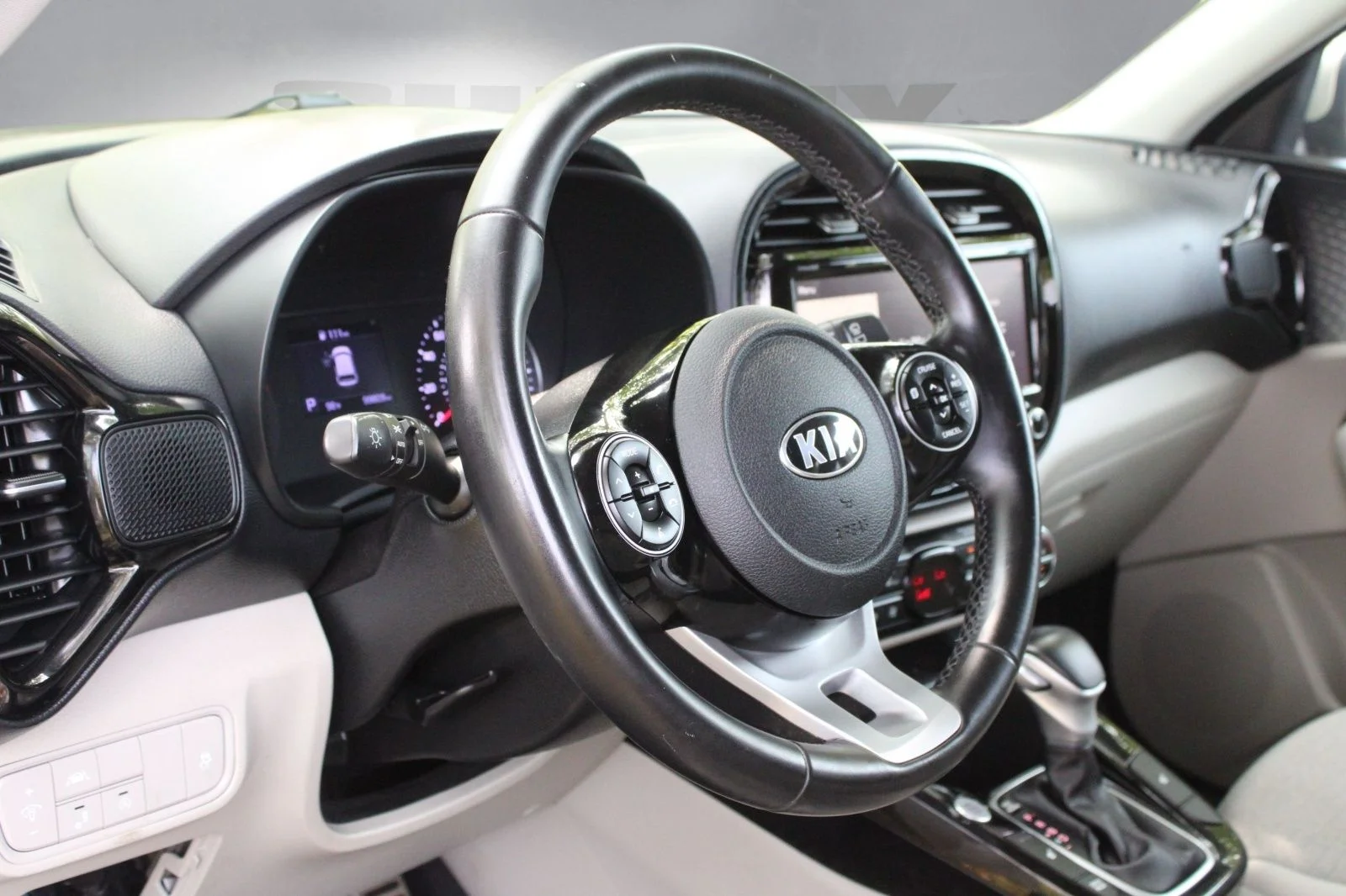 Used 2020  Kia EX image 3