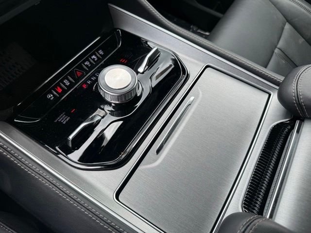 New 2026 Velvet Red Pearlcoat (DISC) Jeep Grand Wagoneer image 30