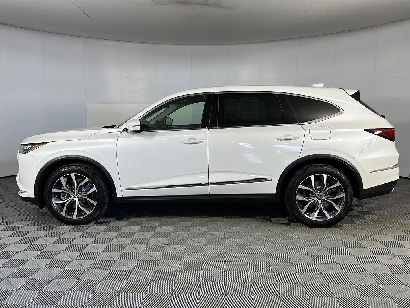 Certified Used 2023 Platinum White Pearl Acura SH-AWD TECH image 40