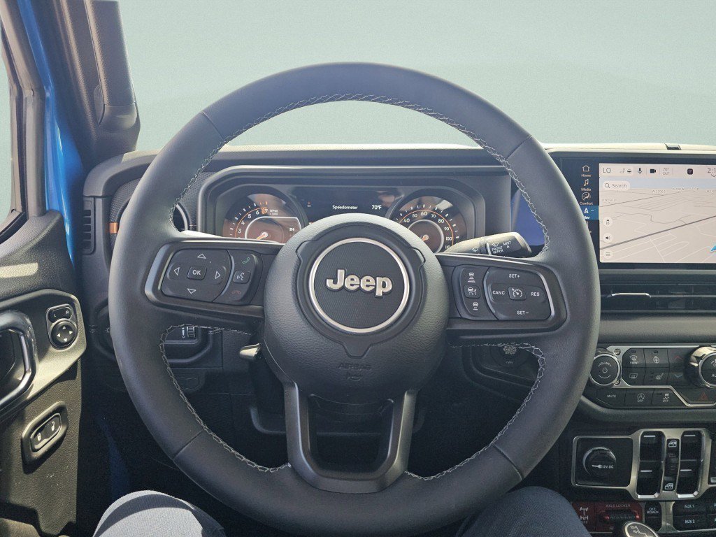 Used 2025 Hydro Blue Pearlcoat Jeep Mojave image 31