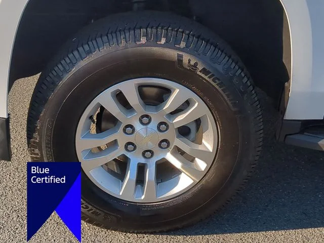 Used 2019 White Chevrolet LT image 10