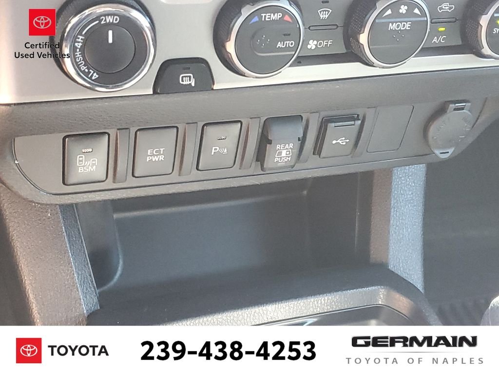 Used 2022 Black Toyota SR5 image 31