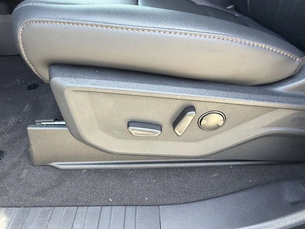 New 2026 Carbonized Gray Metallic Ford F-250® Lariat® image 26