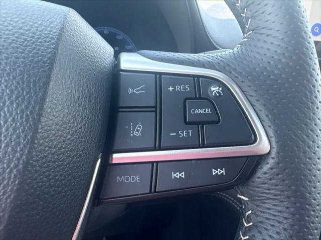 Certified Used 2026 WIND CHILL PEARL Toyota  image 9