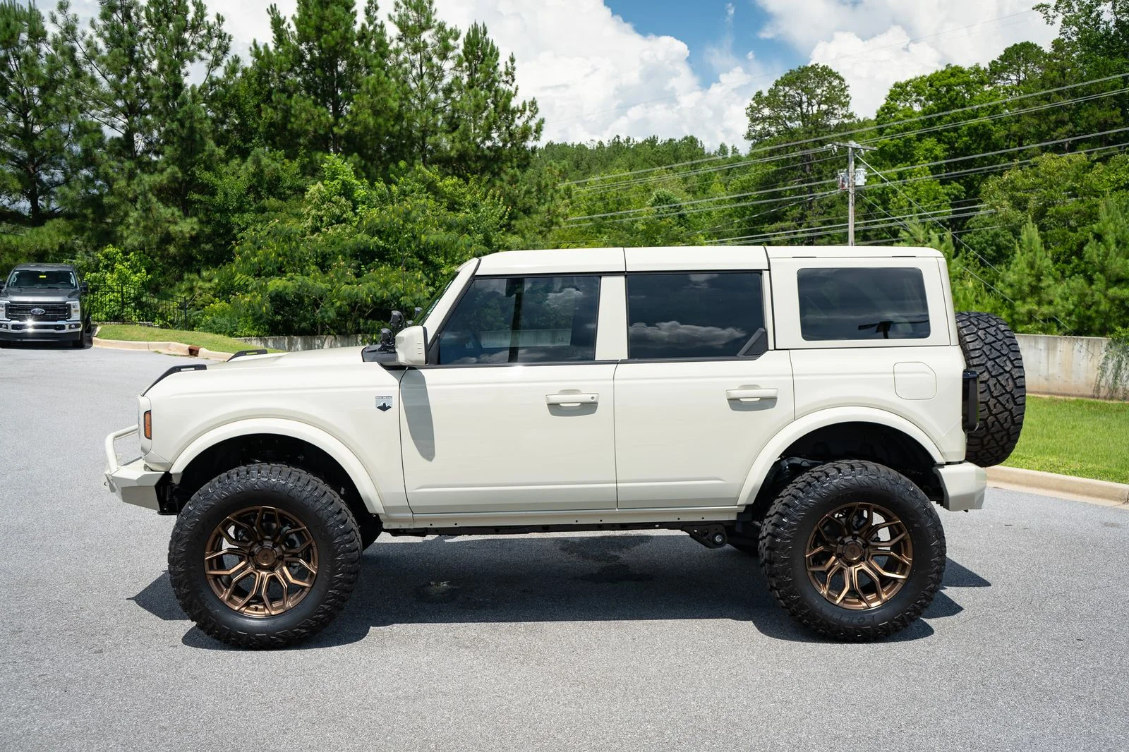 Used 2026 Beige Ford Big Bend image 18