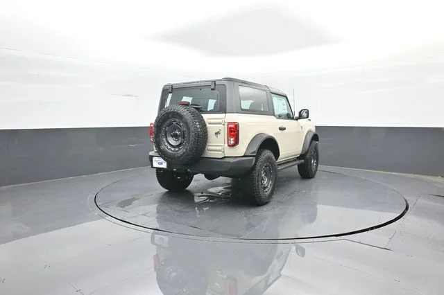 Used 2025 Desert Sand Ford Base image 7