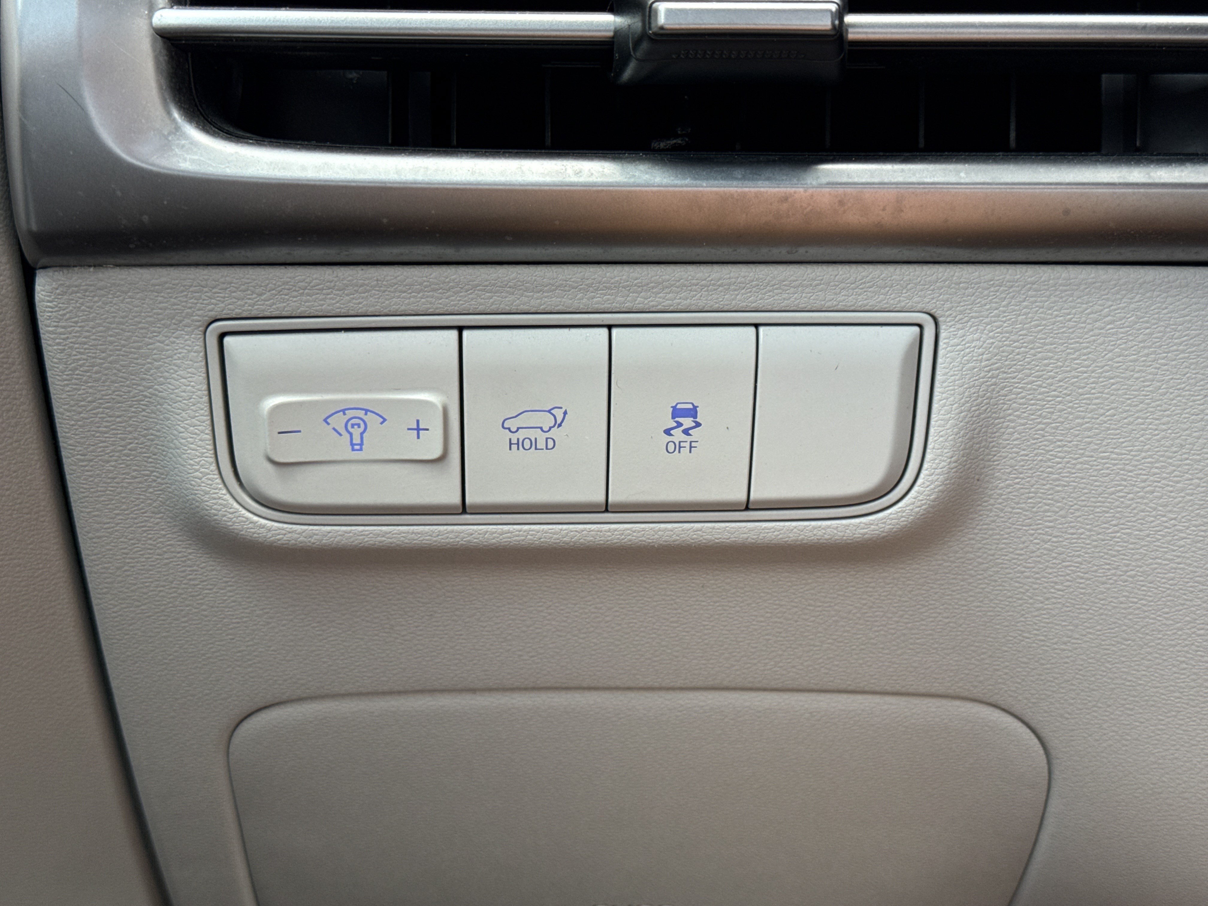 2025 Hyundai Tucson SEL - Photo 18