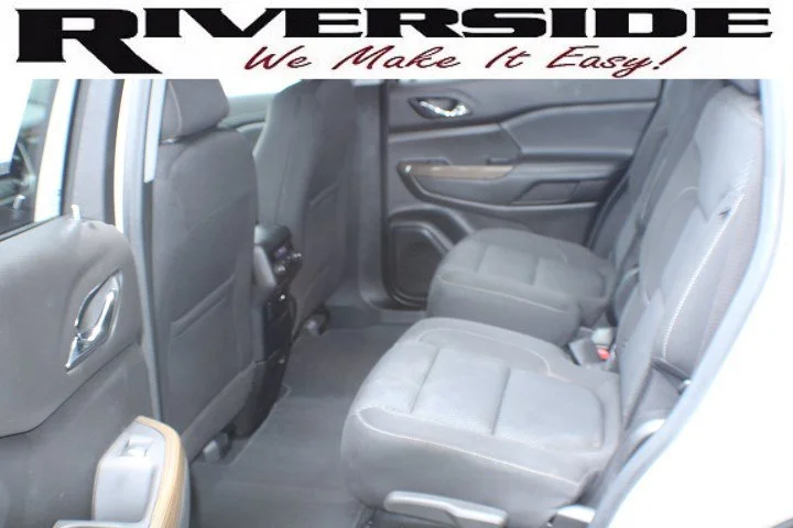 Certified Used 2022 Summit White GMC SLE image 15