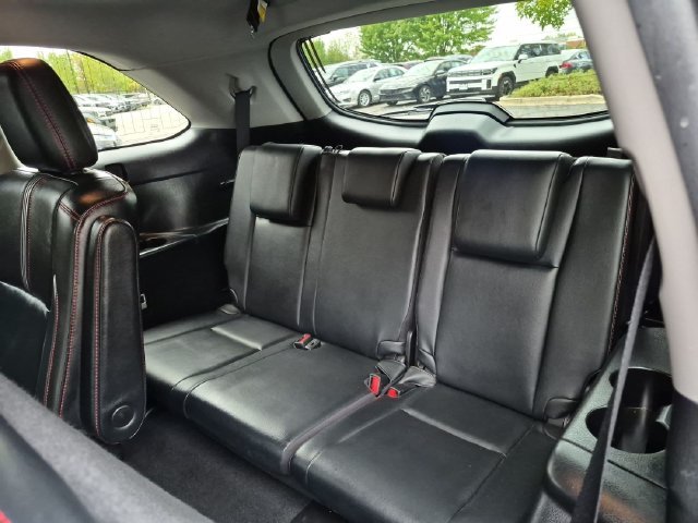 Used 2019 Black Toyota SE image 25
