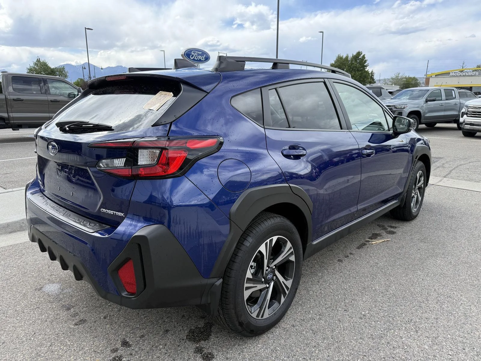 Used 2025 Sapphire Blue Pearl Subaru Premium image 3