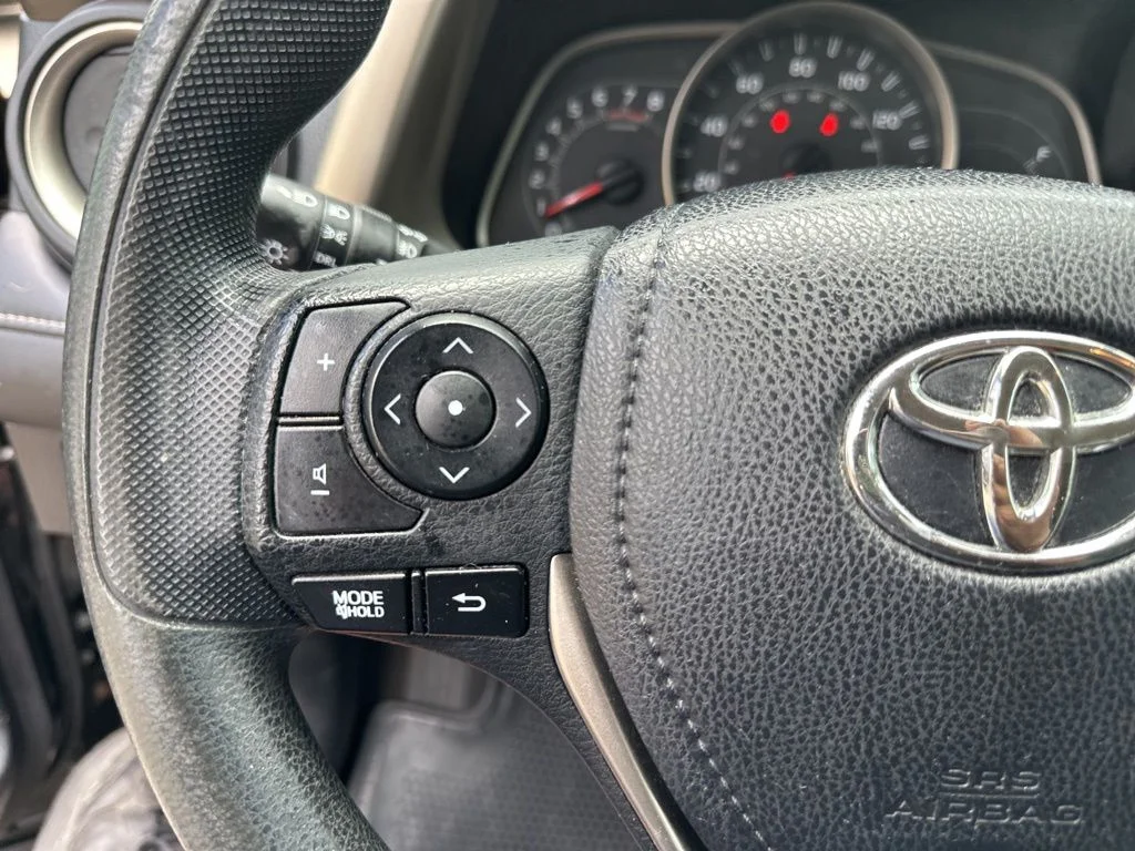Used 2015 Black Toyota XLE image 14