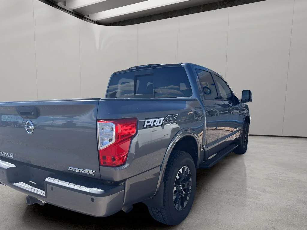 Used 2019 Gun Metallic Nissan PRO-4X image 5