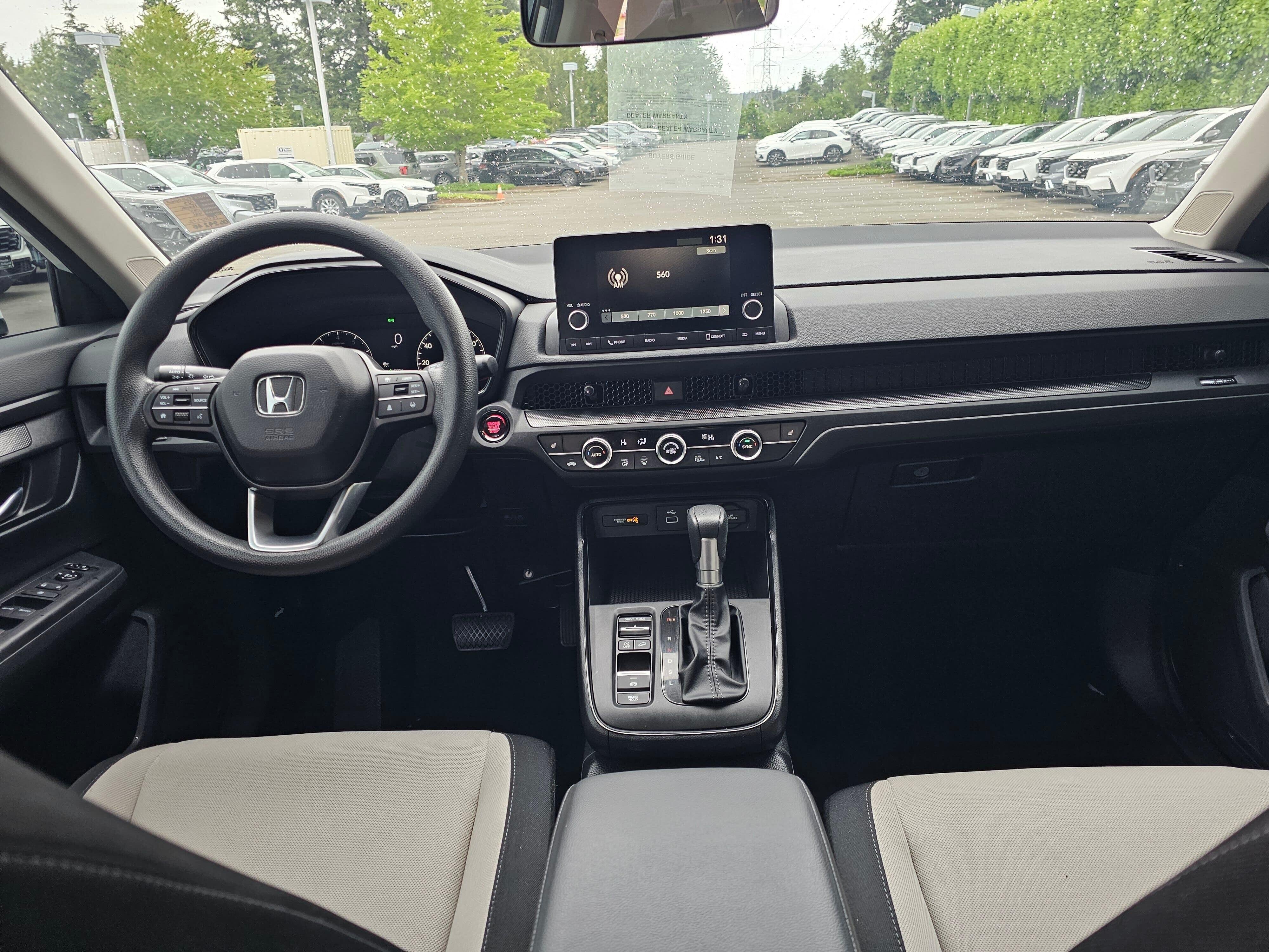 Used 2023 Platinum White Pearl Honda EX image 19