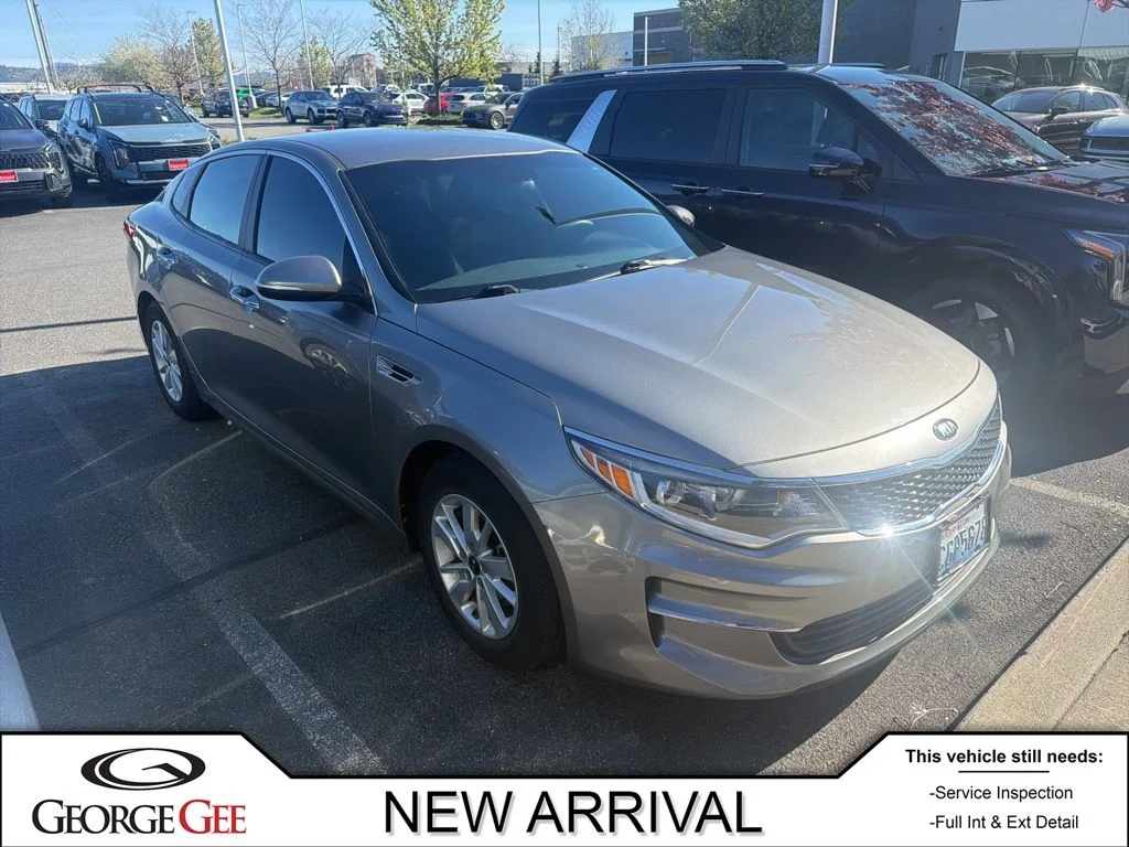 2016 Kia Optima LX AT's photo