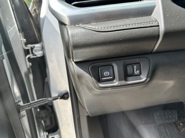 Used 2017 Silver GMC SLT-1 image 19