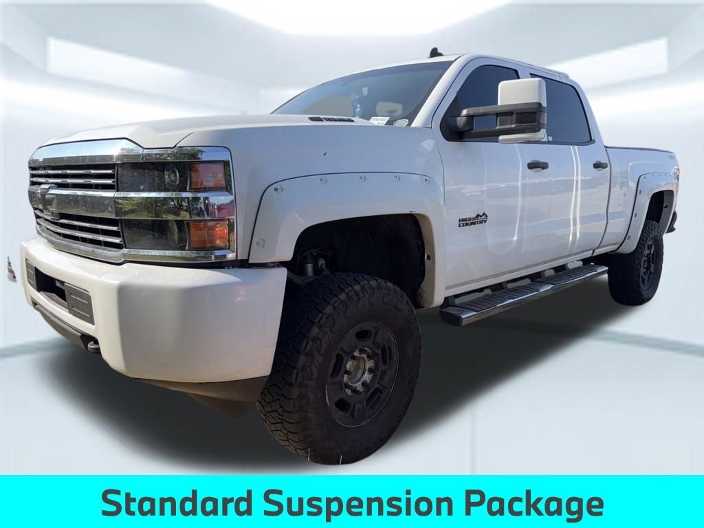 Used 2015 SUMMIT WHITE Chevrolet LT image 5