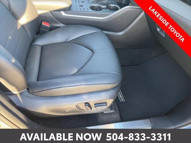 Certified Used 2026 PRECIOUS METAL Toyota  image 18