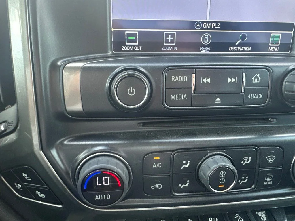 Used 2019 White Chevrolet LTZ image 20