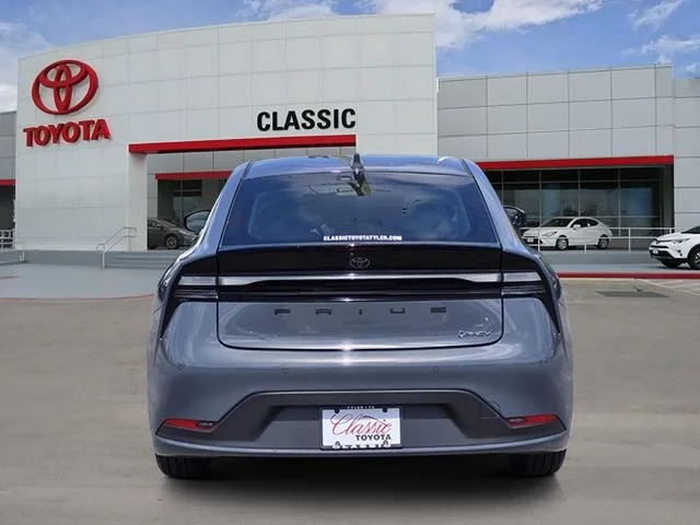 Used 2025 Guardian Gray Toyota SE image 5