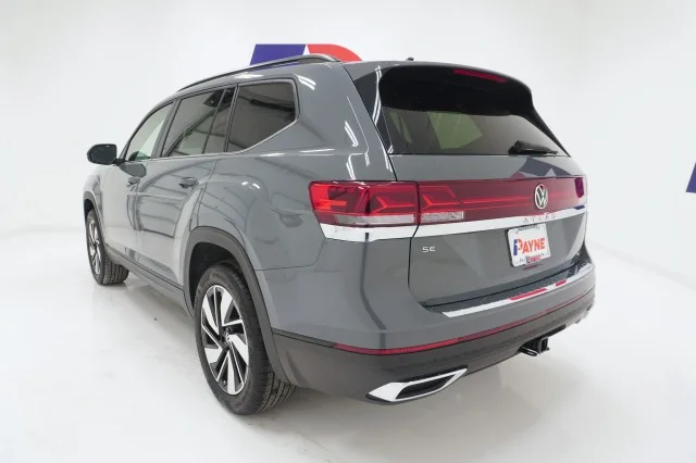 New 2026 Pure Gray Volkswagen 2.0T SE w/Technology image 9