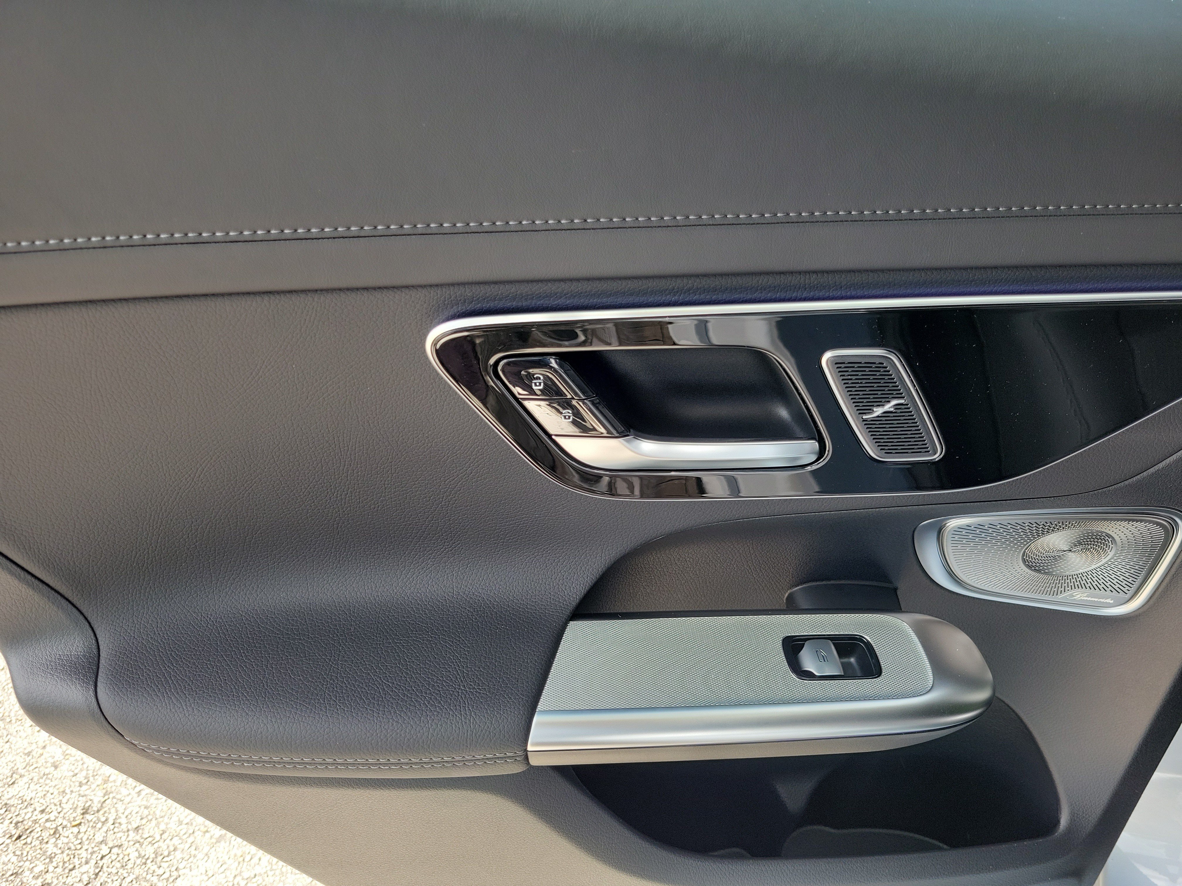 New 2026 Cirrus Silver Metallic Mercedes-Benz GLC 300 image 47