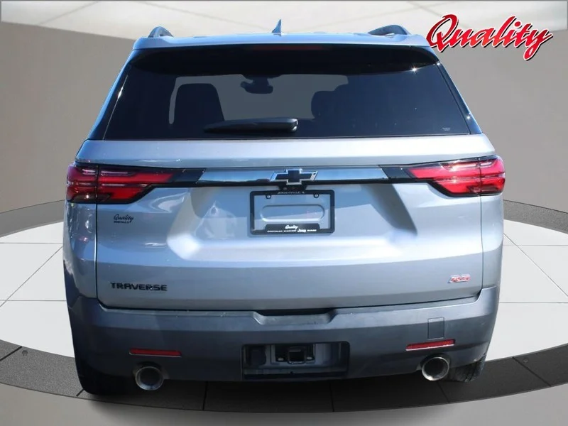 Used 2023 Sterling Gray Metallic Chevrolet RS image 4