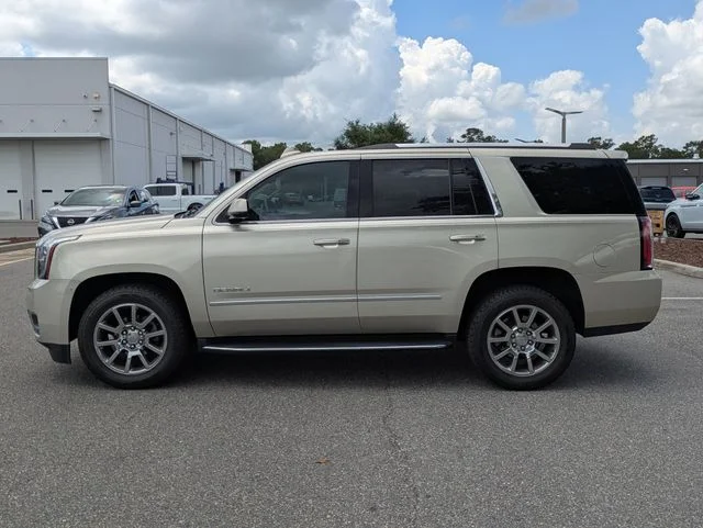 Used 2017 Sparkling Silver Metallic GMC Denali image 6