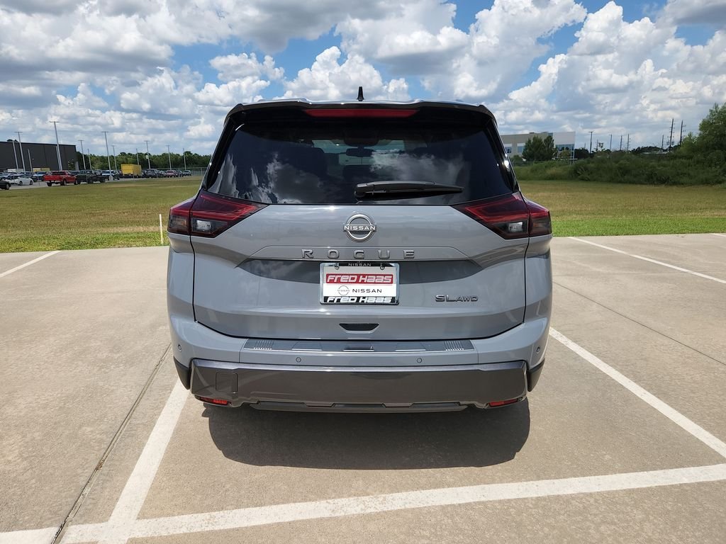 Certified Used 2025 Gray Nissan SL image 6