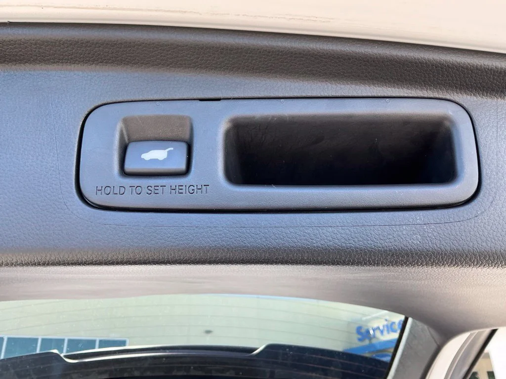Used 2024  Honda EX-L image 16