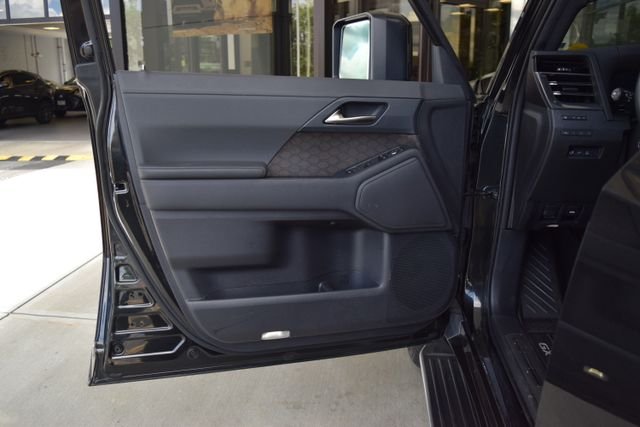 Certified Used 2024 Caviar Lexus 550 Premium+ image 15