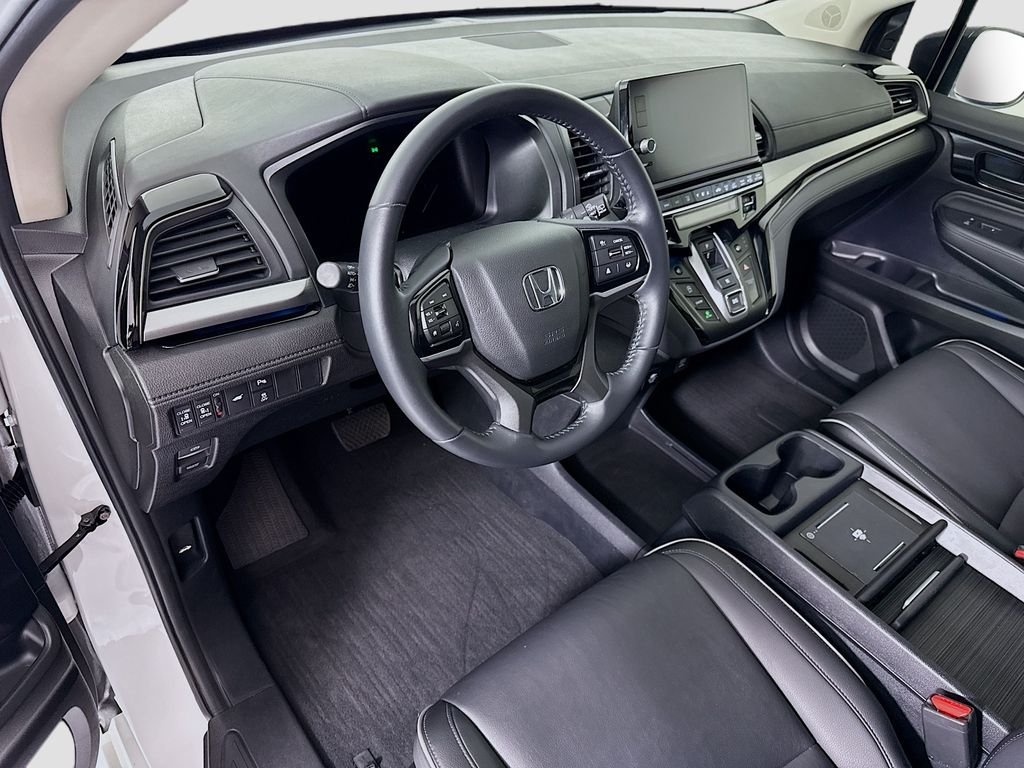 2025 Honda Odyssey Touring - Photo 9