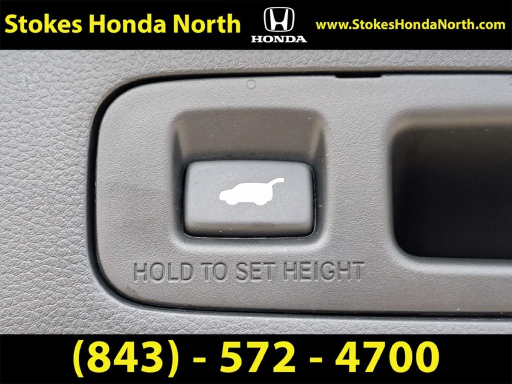 Used 2025 Black Honda EX-L image 16