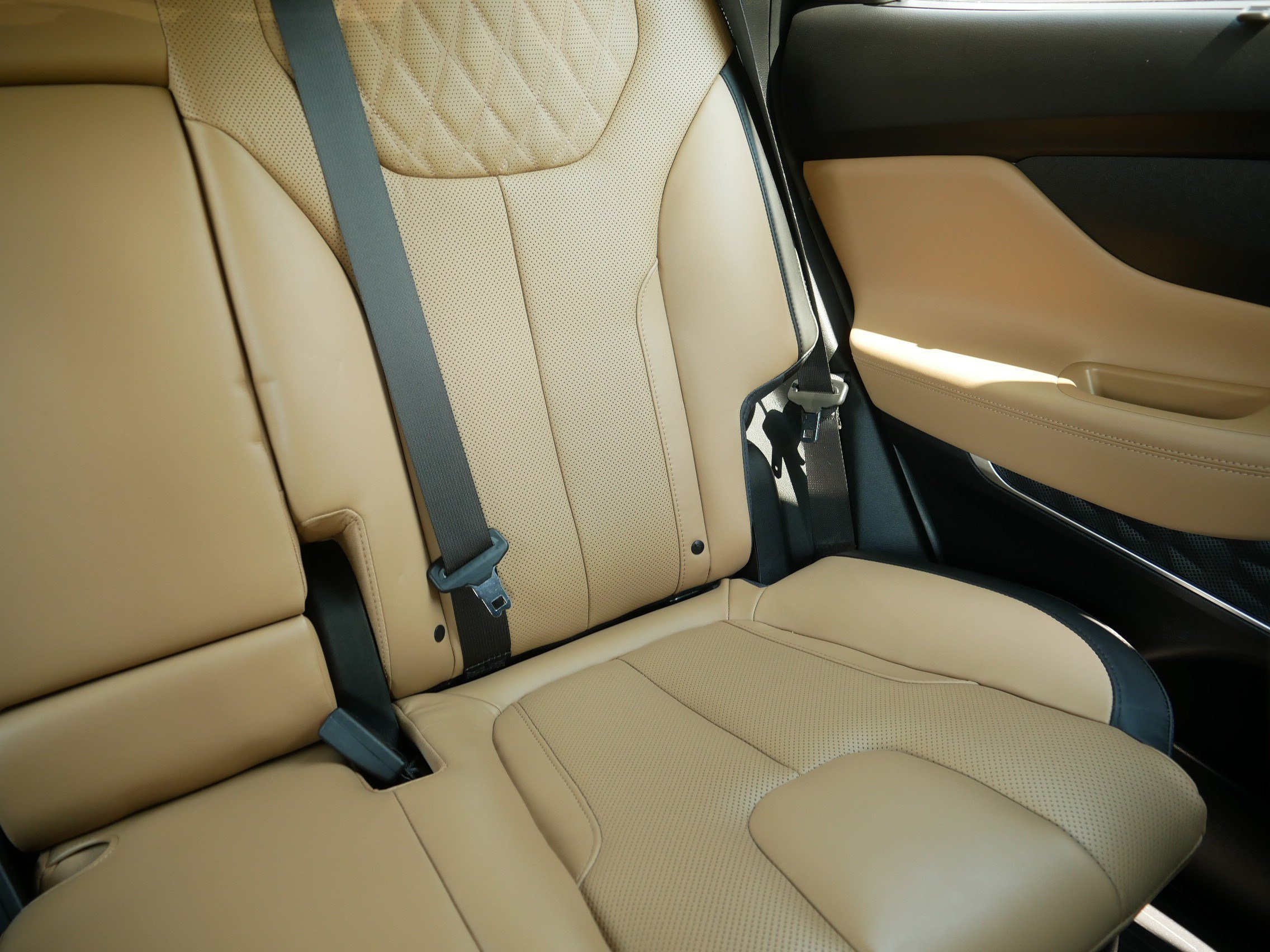 Used 2023 Hampton Gray Hyundai Calligraphy image 14