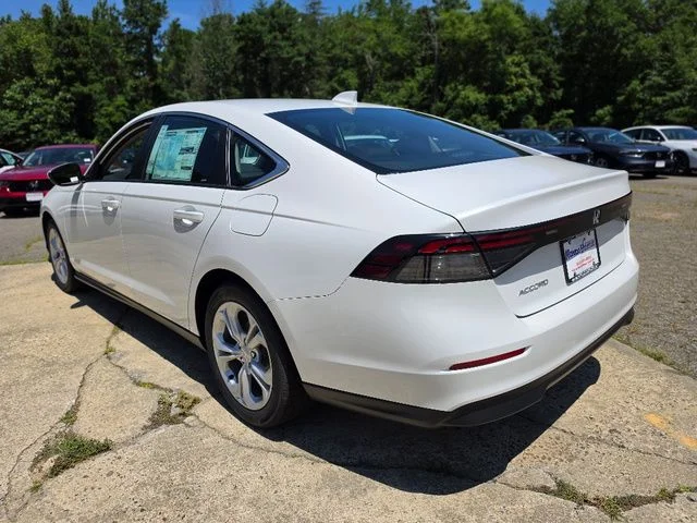 New 2026 Platinum White Pearl Honda LX image 4