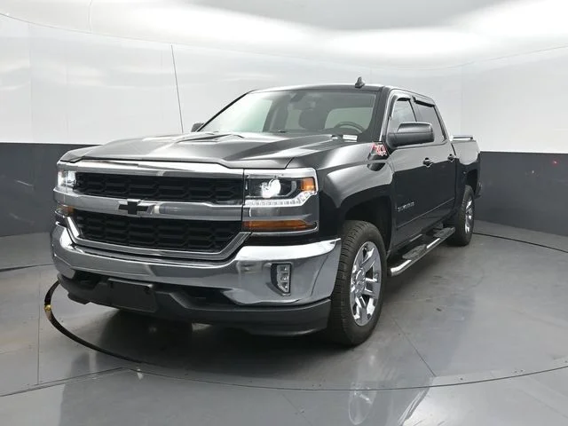 2018 Chevrolet Silverado 1500 LT 4X4 Crew Cab Short Box's photo