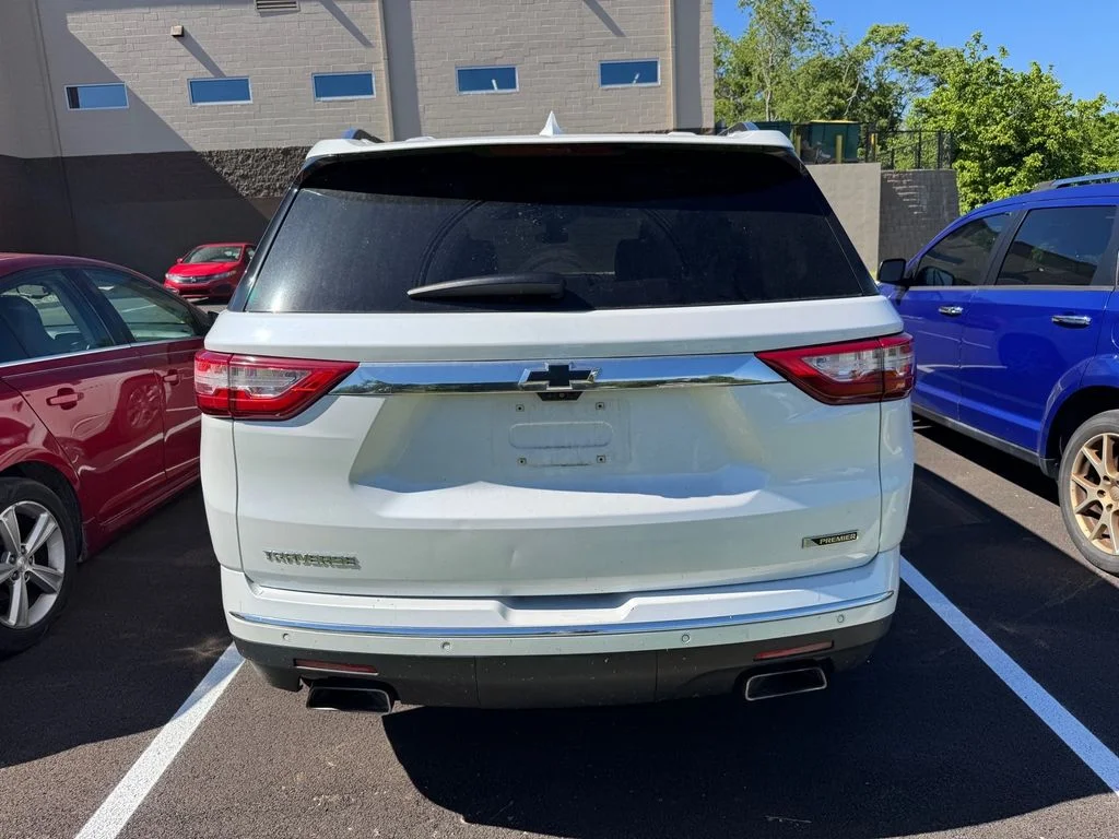 Used 2018 Beige Chevrolet Premier image 16