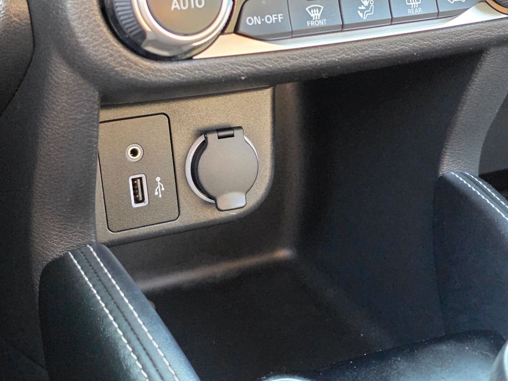 2018 Nissan Kicks SR - Photo 29
