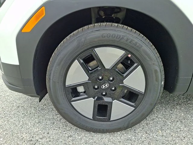 New 2026 White Hyundai SEL image 17
