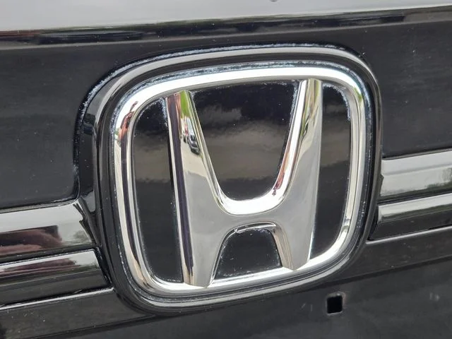 Used 2025 Black Honda EX-L image 18