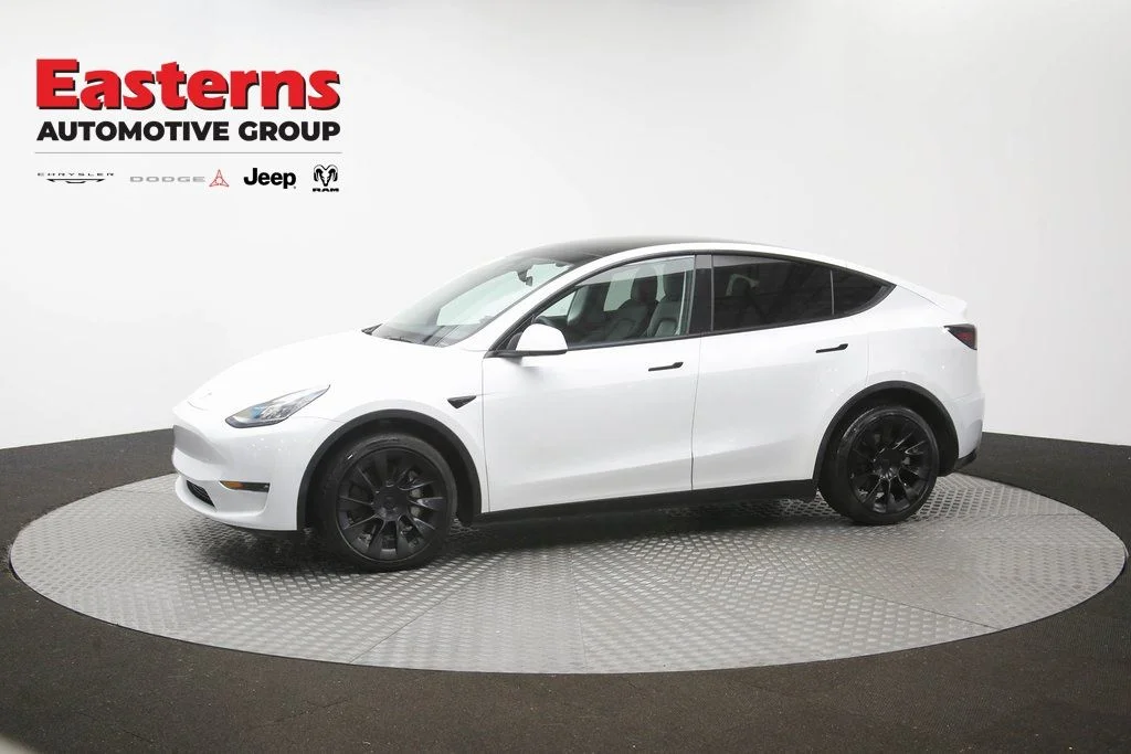 Used 2022 White Tesla Long Range image 53
