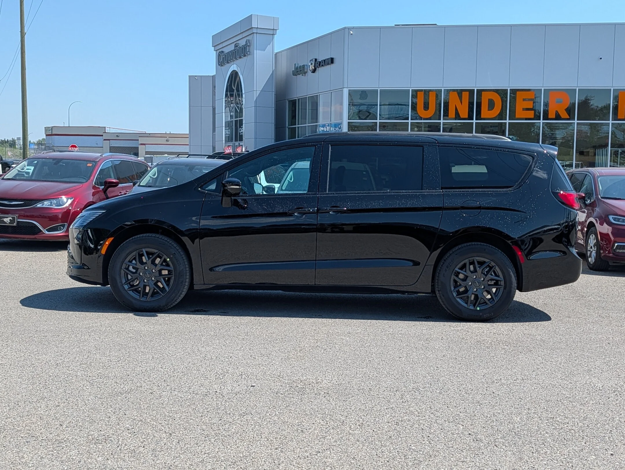 New 2027 Black Chrysler Select - - AWD - Customer Preferred Pkg 27L - Safety Sphere - Full Sunroof & More! image 5