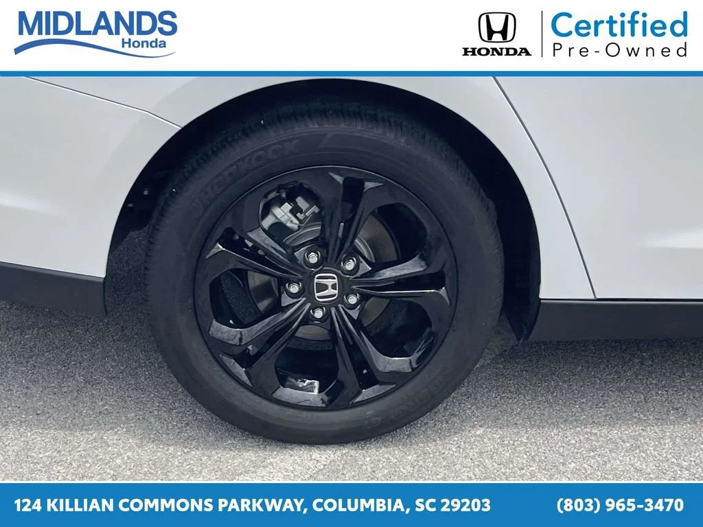 Certified Used 2025 Platinum White Pearl Honda 1.5T SE image 37