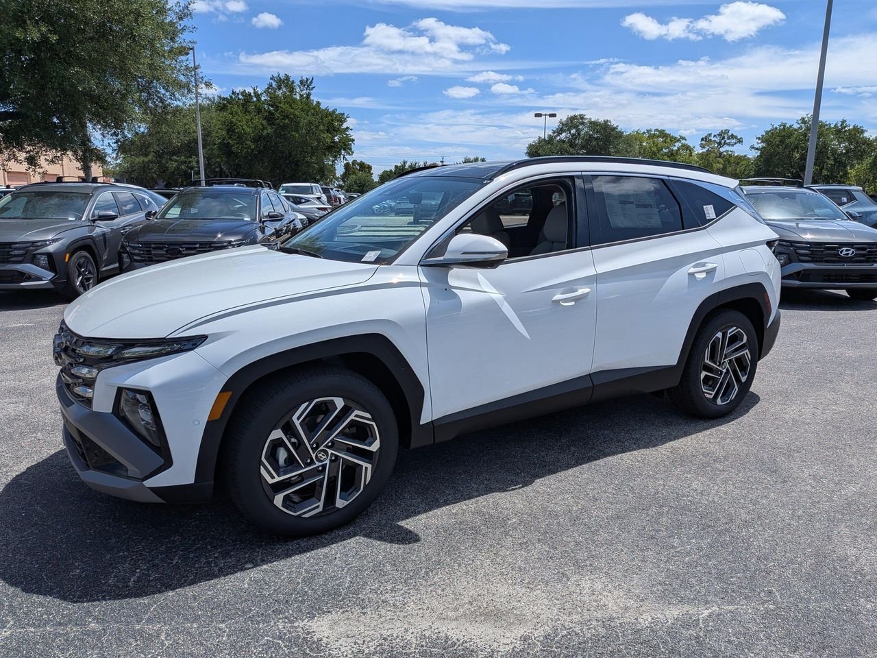 New 2026 Serenity White Pearl Hyundai SEL Plus FWD image 8