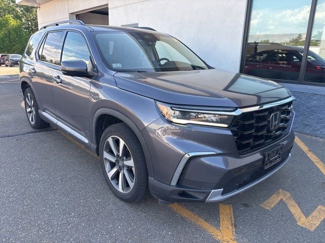 2023 Honda Pilot Elite AWD's photo