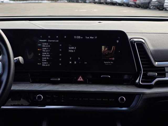 Used 2025 Black Kia X-Line image 23
