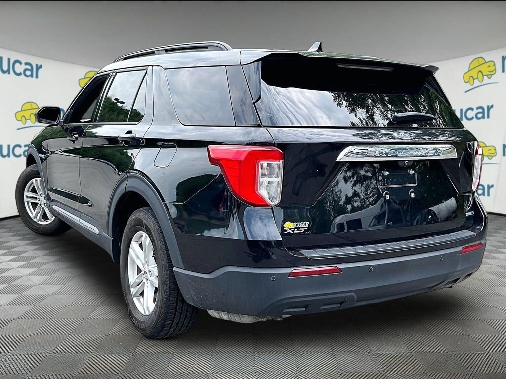 Used 2020 Black Metallic Ford XLT image 3