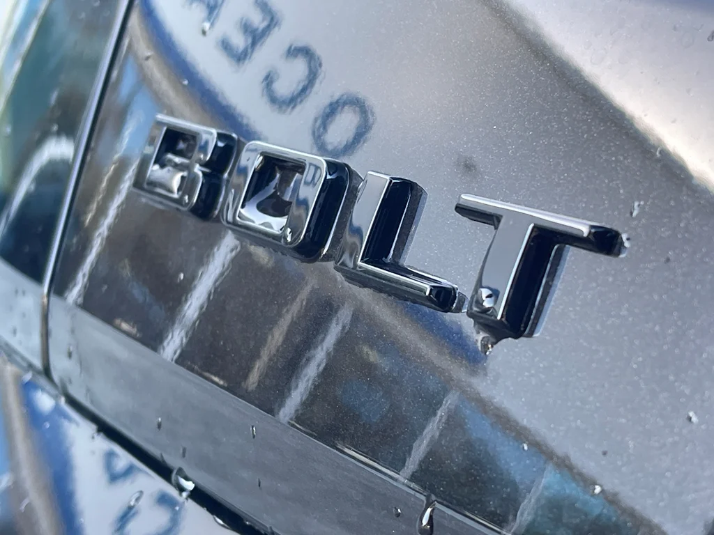 2027 Chevrolet Bolt RS - Photo 12