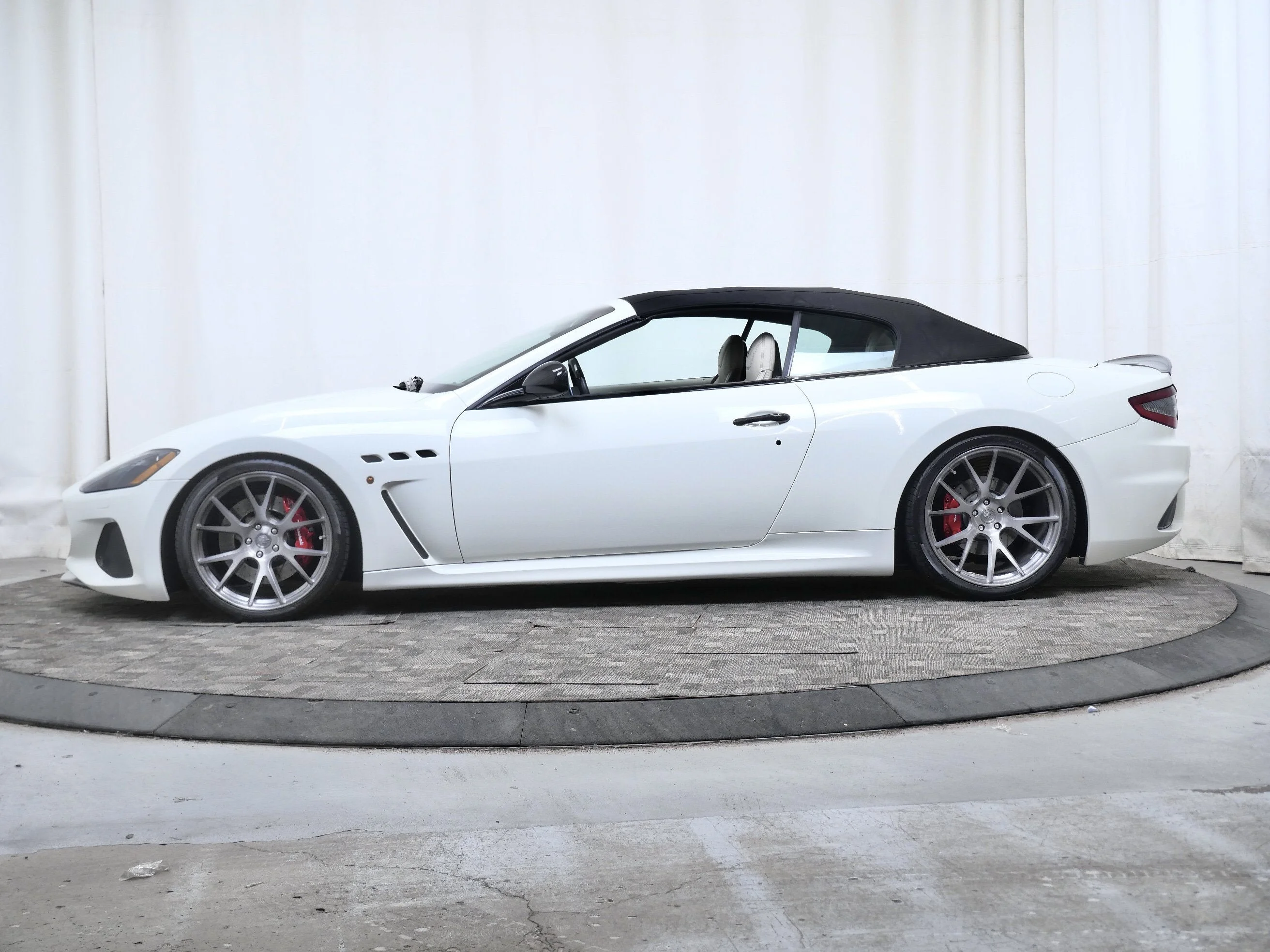 Used 2018 Maserati GranTurismo MC with VIN ZAM45VMA2J0281024 for sale in Minneapolis, Minnesota